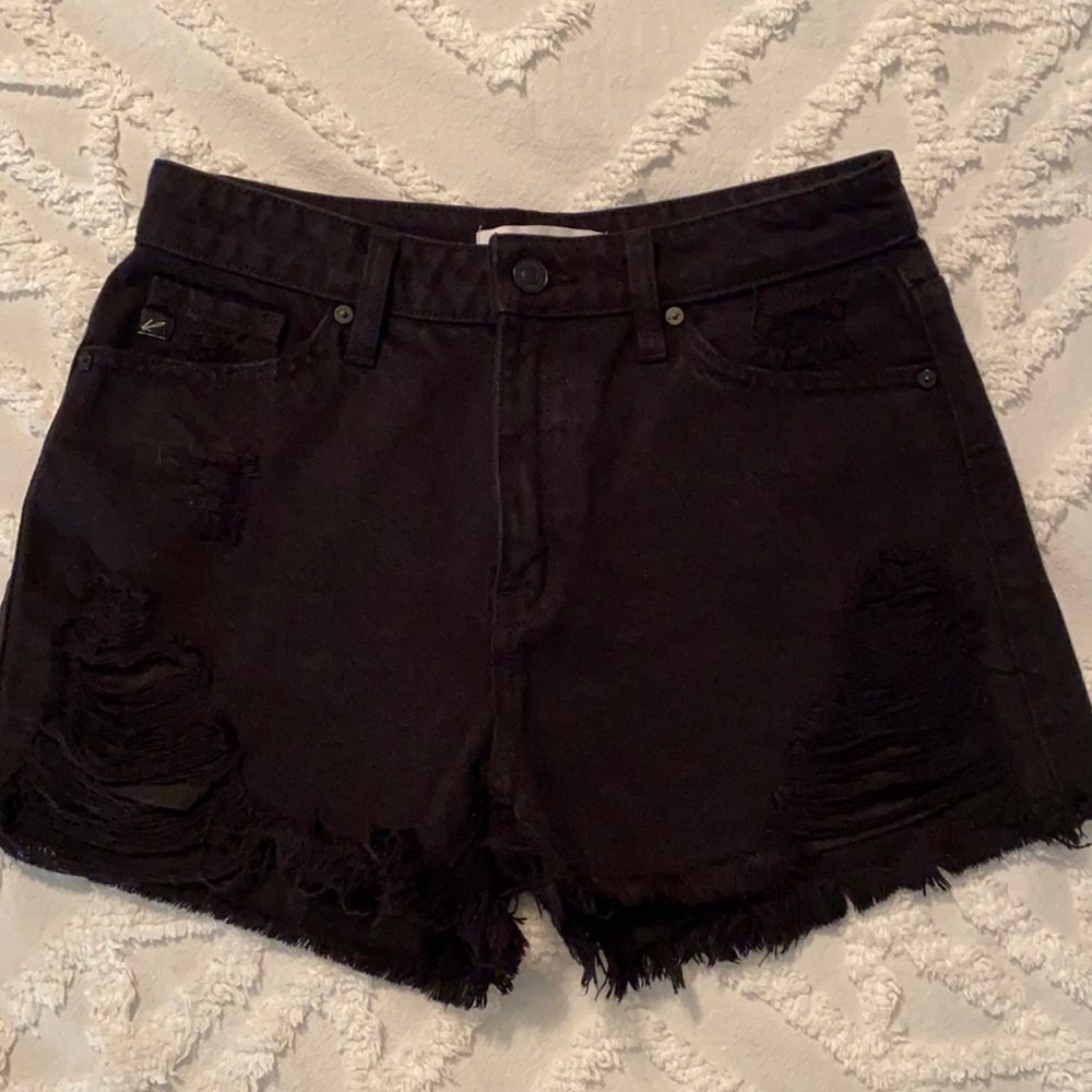 Kancan cutoff jean shorts